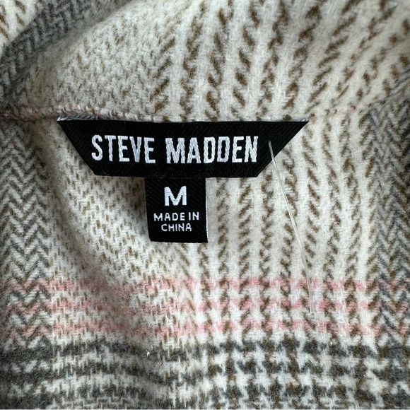 Steve Madden NWOT High Noon Cozy Gray Pink Plaid Flannel Sherpa Shacket Medium - Picture 8 of 10